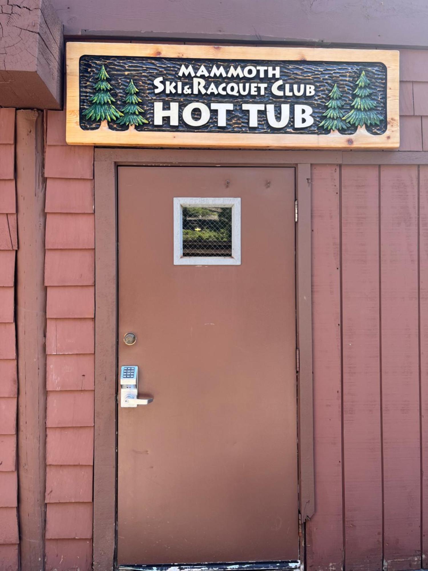Tastefully Remodeled Condo At Mammoth Ski & Racquet Club, Hot Tub, Garage, 10 Min Walk To Ski Lifts Mammoth Lakes Eksteriør billede