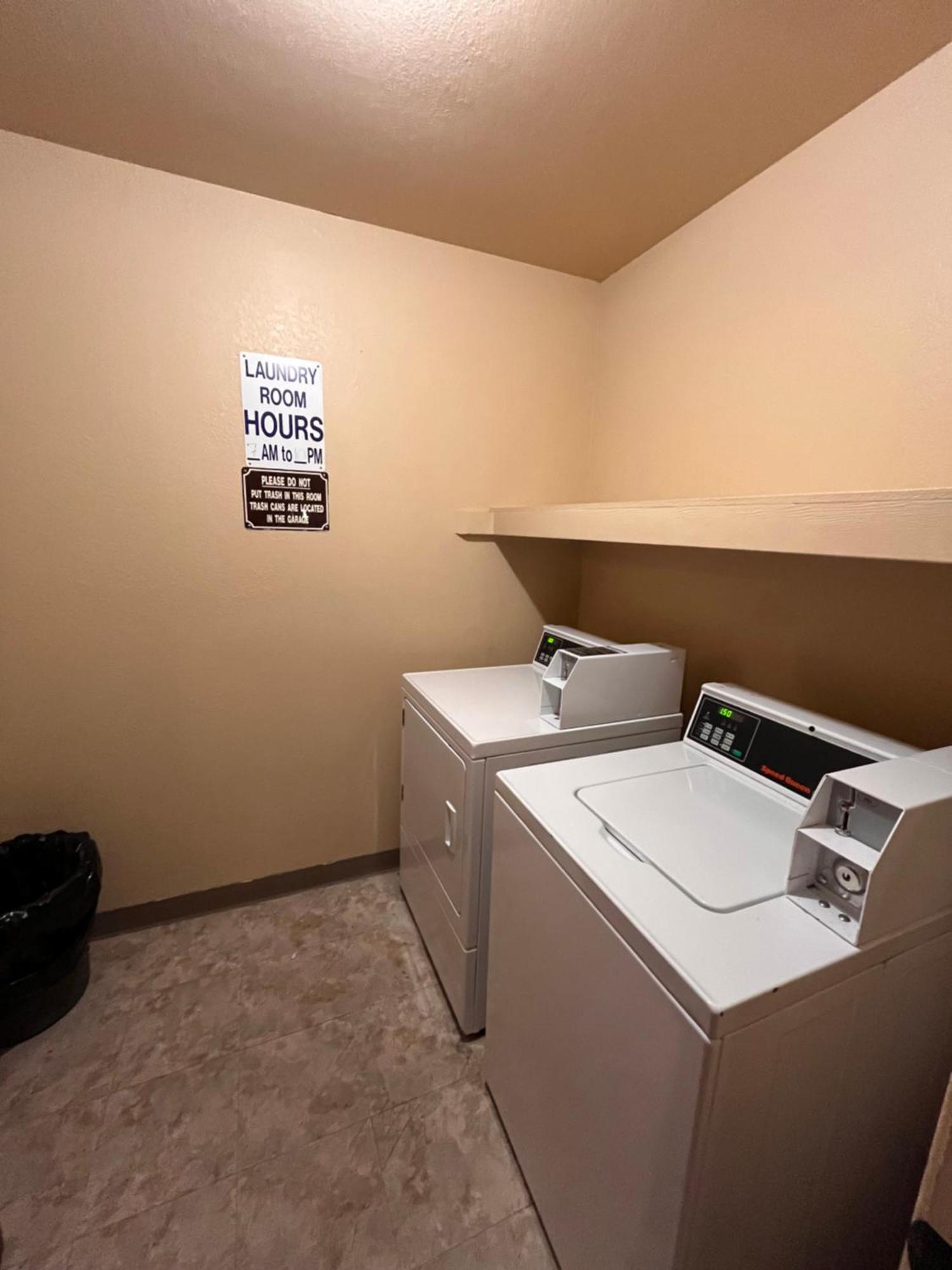 Tastefully Remodeled Condo At Mammoth Ski & Racquet Club, Hot Tub, Garage, 10 Min Walk To Ski Lifts Mammoth Lakes Eksteriør billede