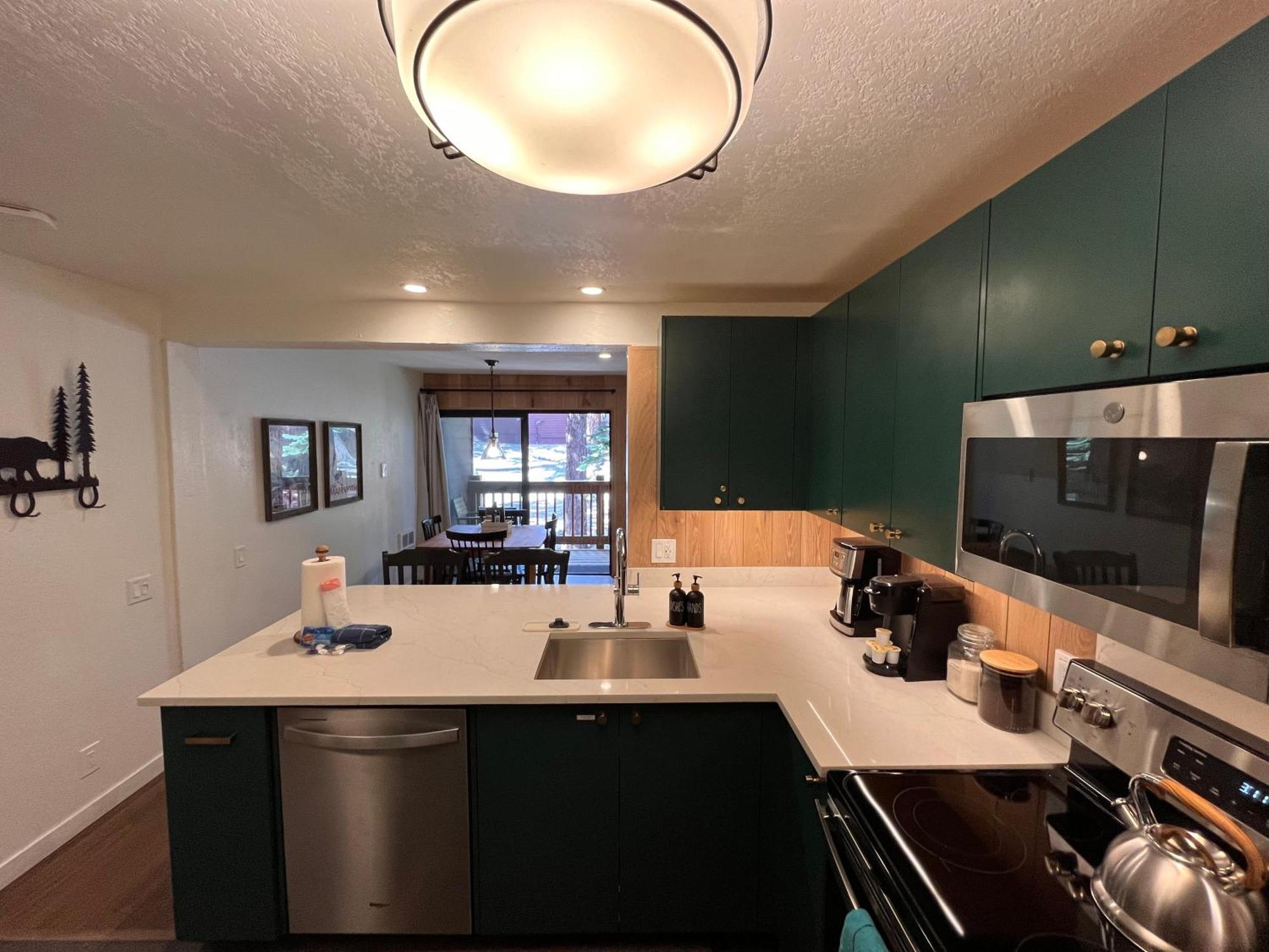 Tastefully Remodeled Condo At Mammoth Ski & Racquet Club, Hot Tub, Garage, 10 Min Walk To Ski Lifts Mammoth Lakes Eksteriør billede
