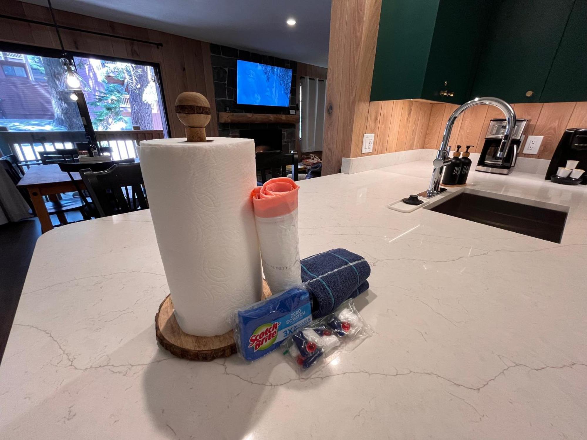 Tastefully Remodeled Condo At Mammoth Ski & Racquet Club, Hot Tub, Garage, 10 Min Walk To Ski Lifts Mammoth Lakes Eksteriør billede