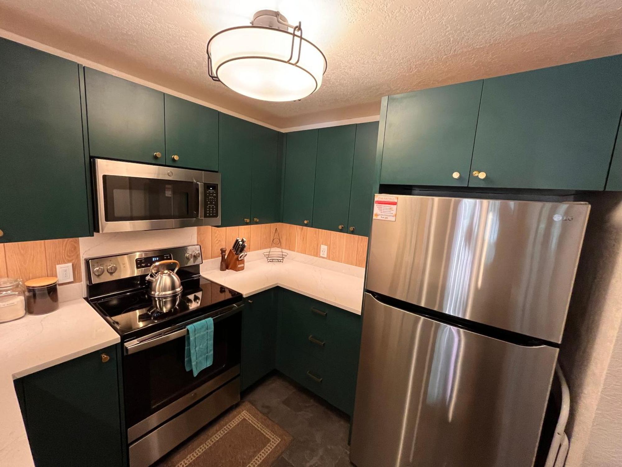 Tastefully Remodeled Condo At Mammoth Ski & Racquet Club, Hot Tub, Garage, 10 Min Walk To Ski Lifts Mammoth Lakes Eksteriør billede