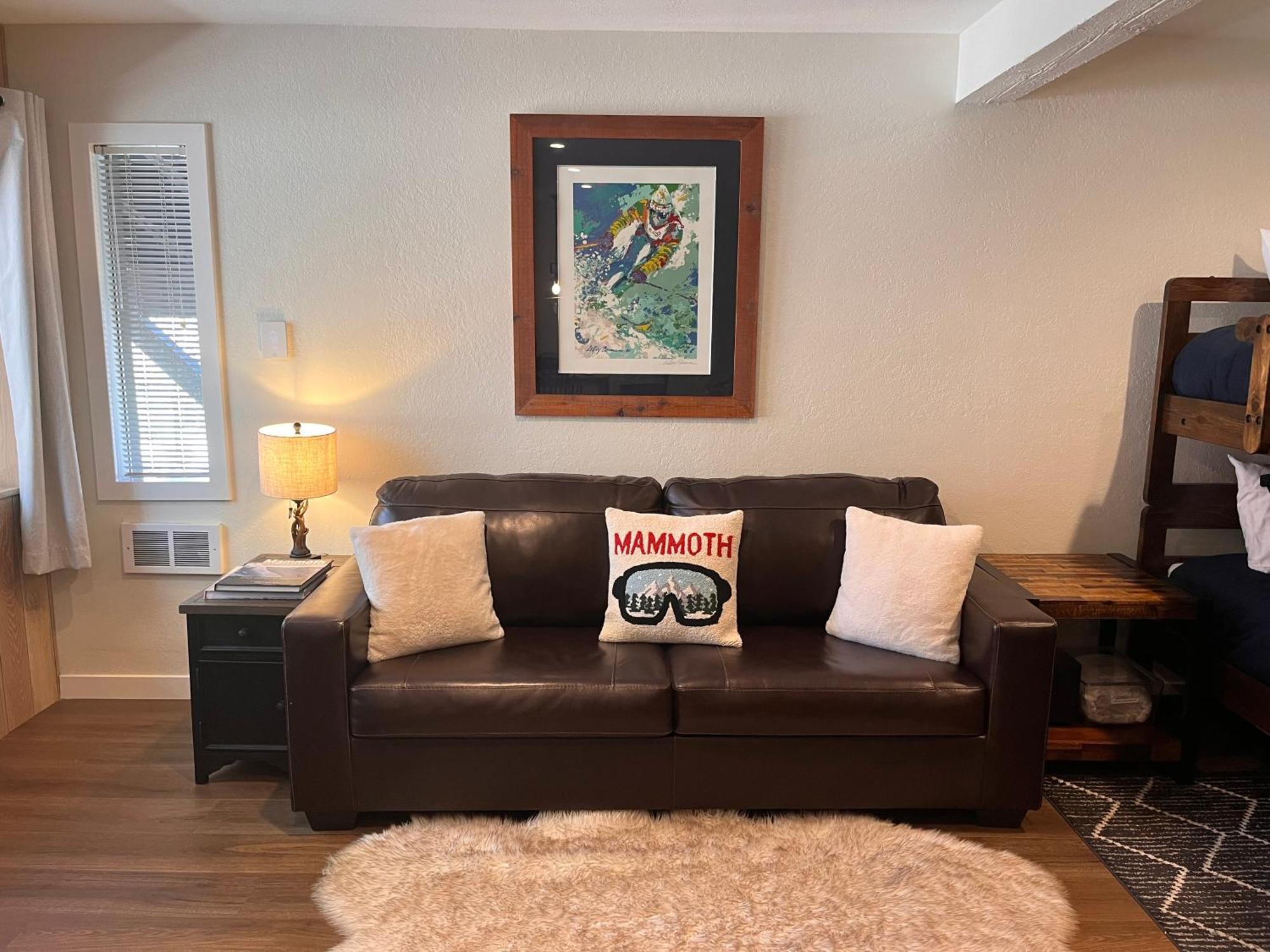 Tastefully Remodeled Condo At Mammoth Ski & Racquet Club, Hot Tub, Garage, 10 Min Walk To Ski Lifts Mammoth Lakes Eksteriør billede